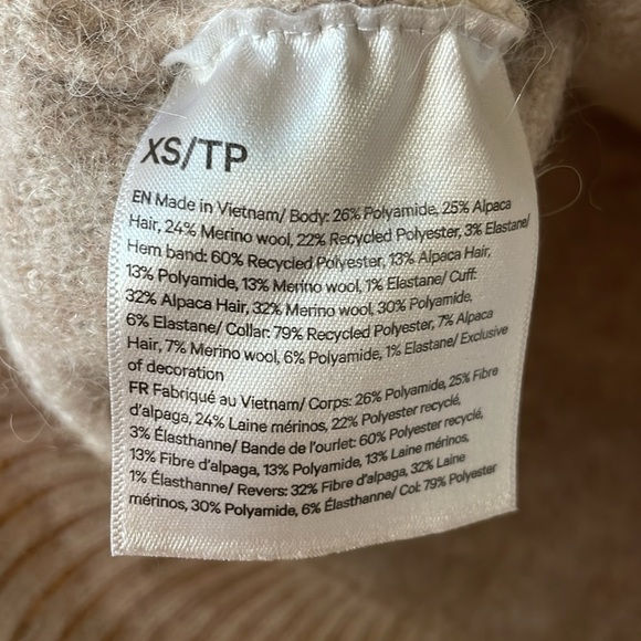 Lululemon Alpaca Wool-Blend V-Neck Sweater XS Minimalist Neutral Academia - DESC - Picture 3 of 15